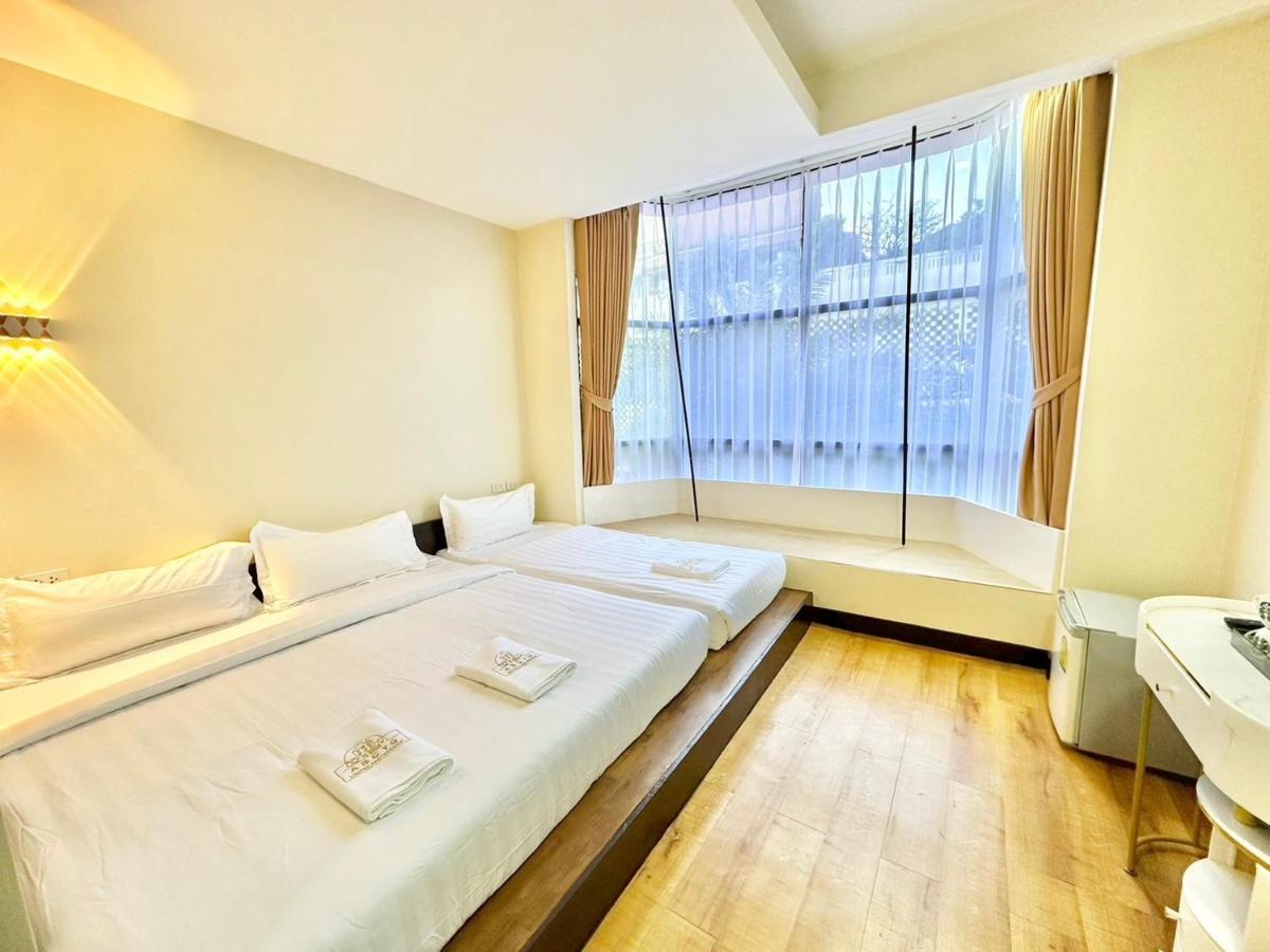 Abc So Hotel Bangkok Esterno foto