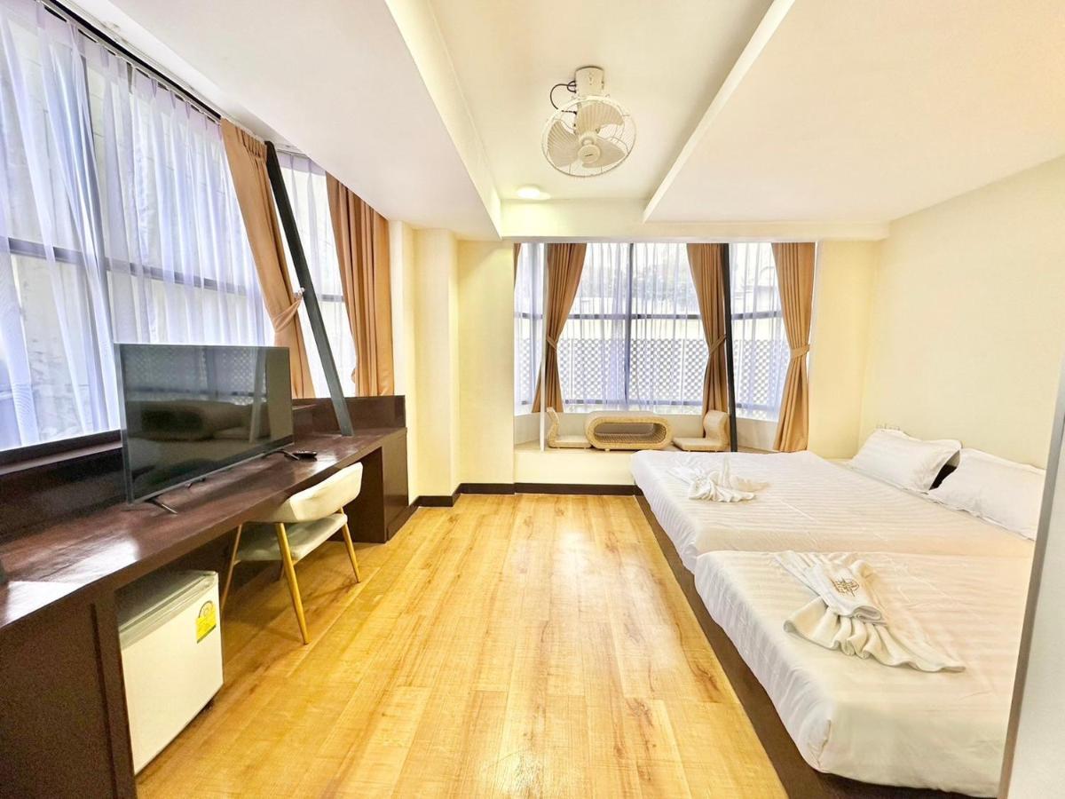Abc So Hotel Bangkok Esterno foto