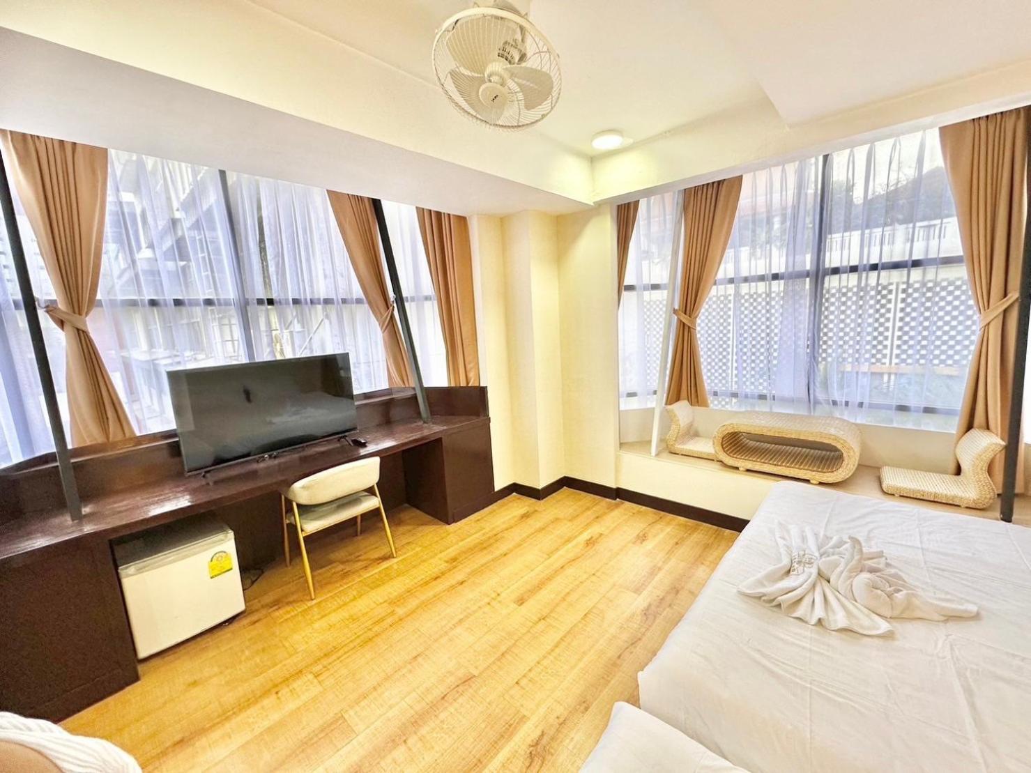 Abc So Hotel Bangkok Esterno foto